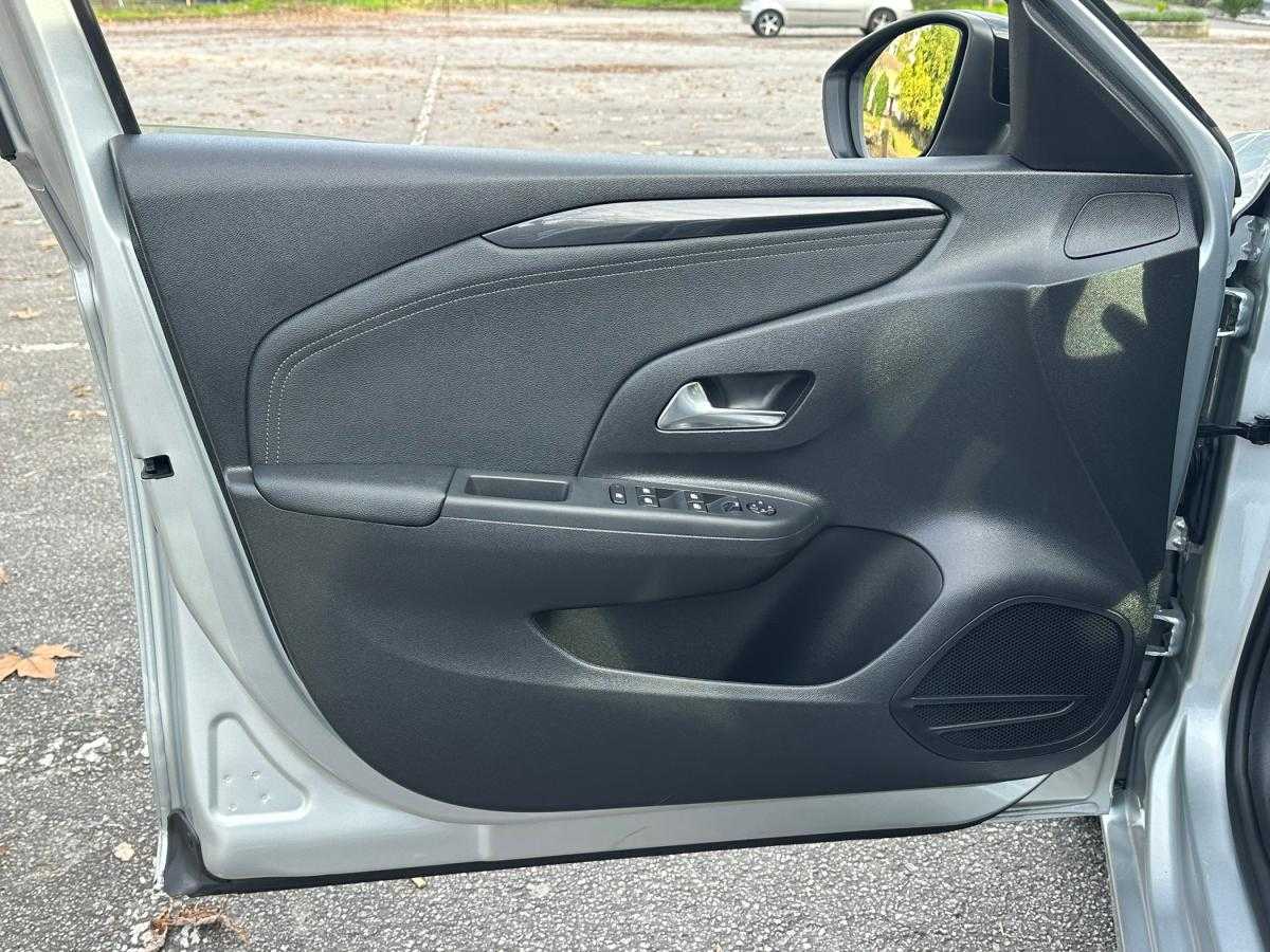 opel-corsa-2023-gasolina-1199cc