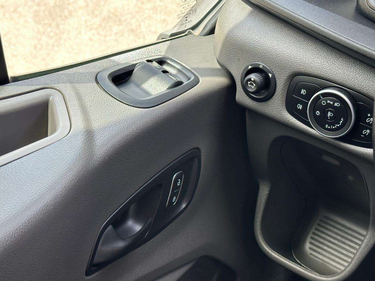 ford-transit-2021-diesel-1995cc