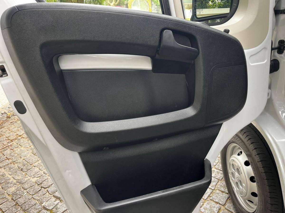 peugeot-boxer-2022-diesel-2179cc