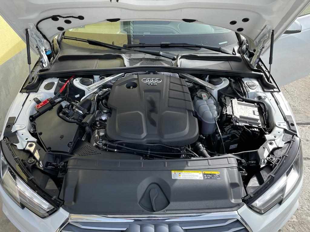audi-a4-40-tdi-avant-2019-diesel-1968cc