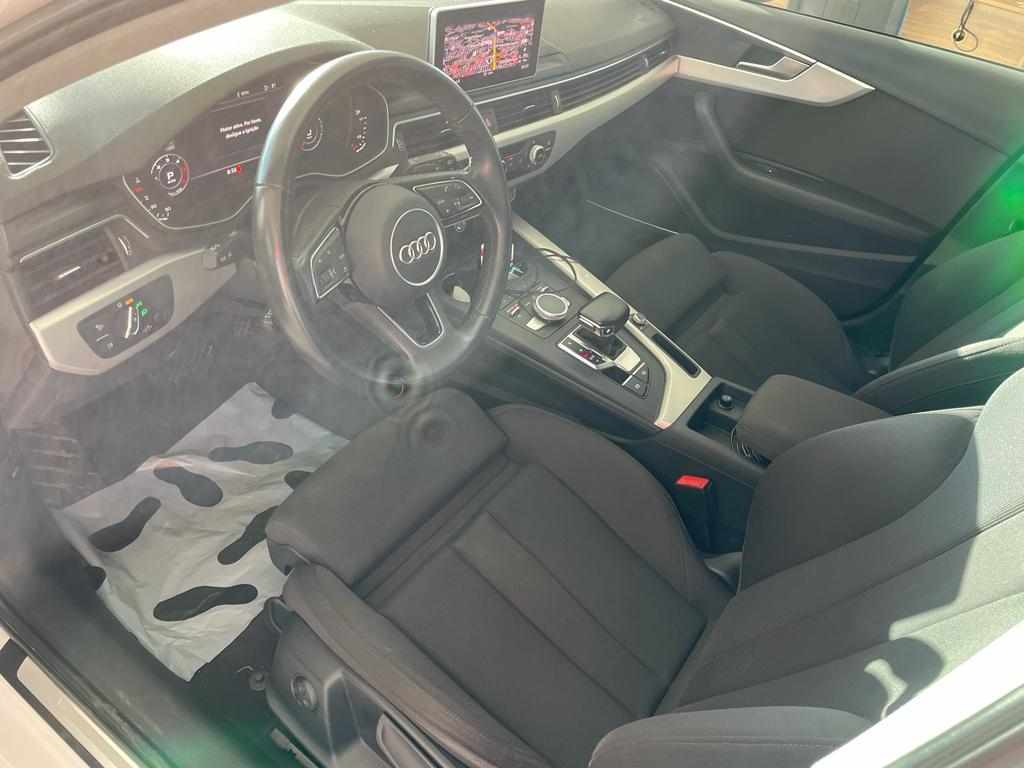 audi-a4-40-tdi-avant-2019-diesel-1968cc