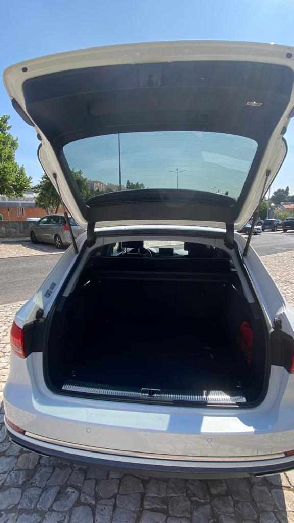 audi-a4-40-tdi-avant-2019-diesel-1968cc