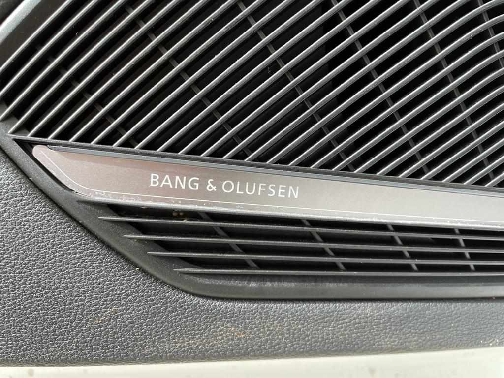 audi-a4-40-tdi-avant-2019-diesel-1968cc