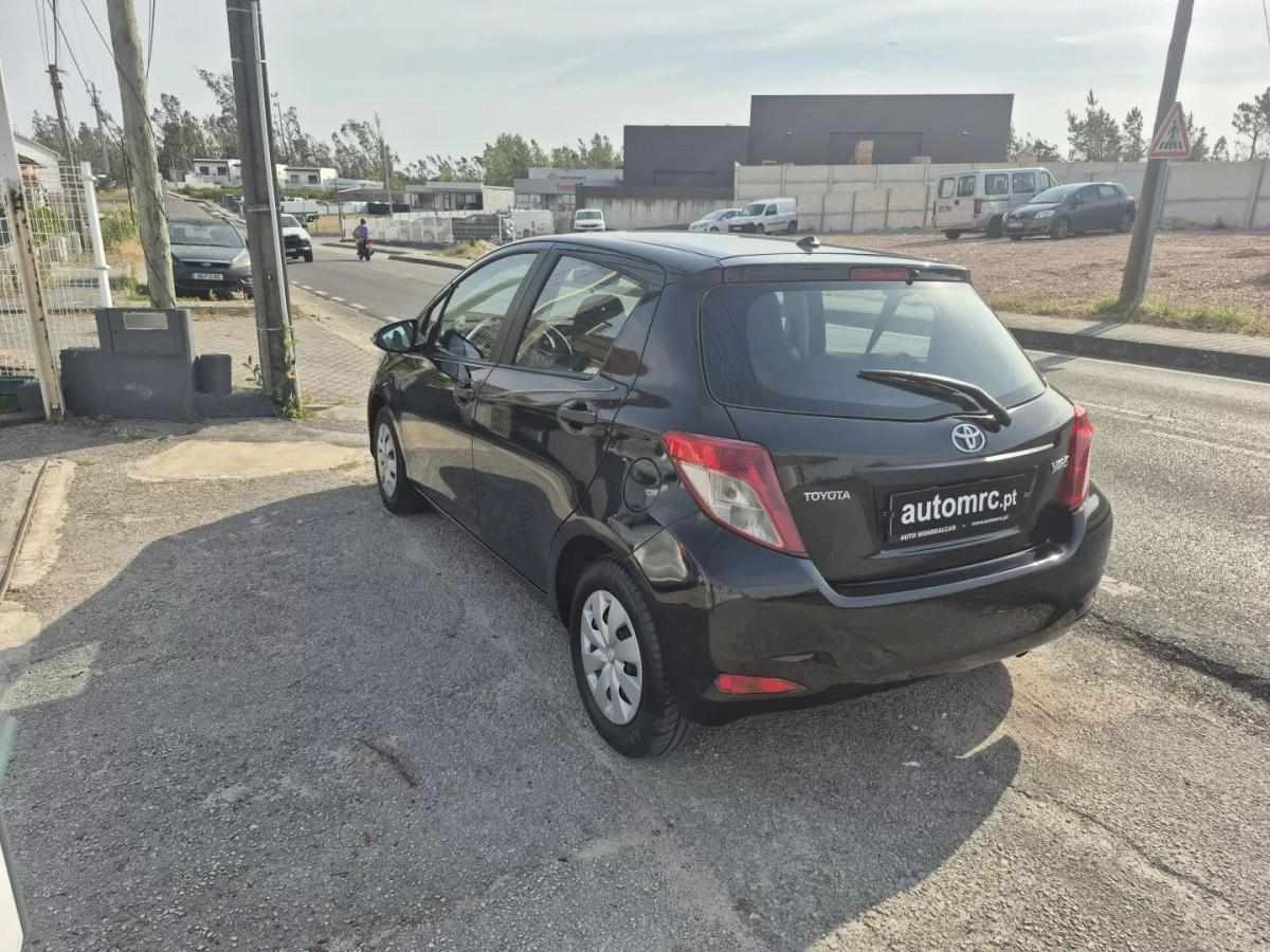 toyota-yaris-2012-gasolina-998cc