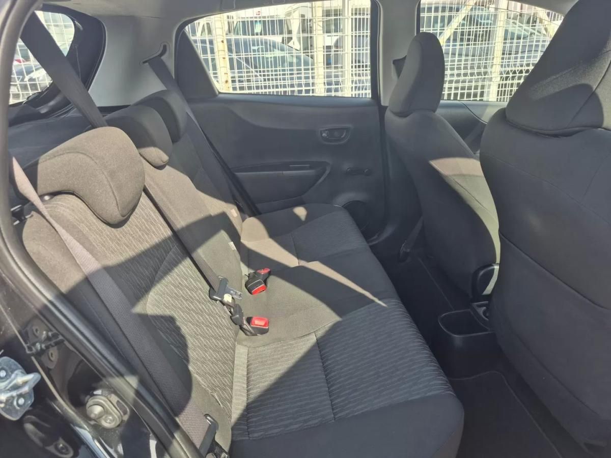 toyota-yaris-2012-gasolina-998cc