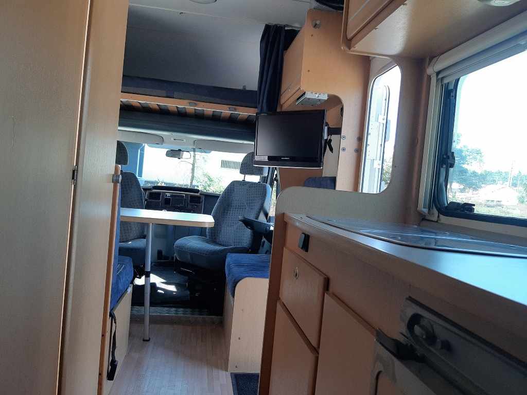 ford-transit-2008-diesel-2200cc