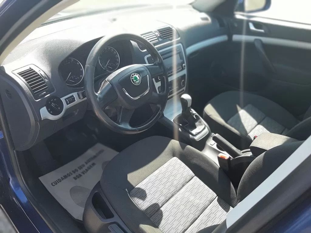 skoda-octavia-break-2010-gasolina-1197cc
