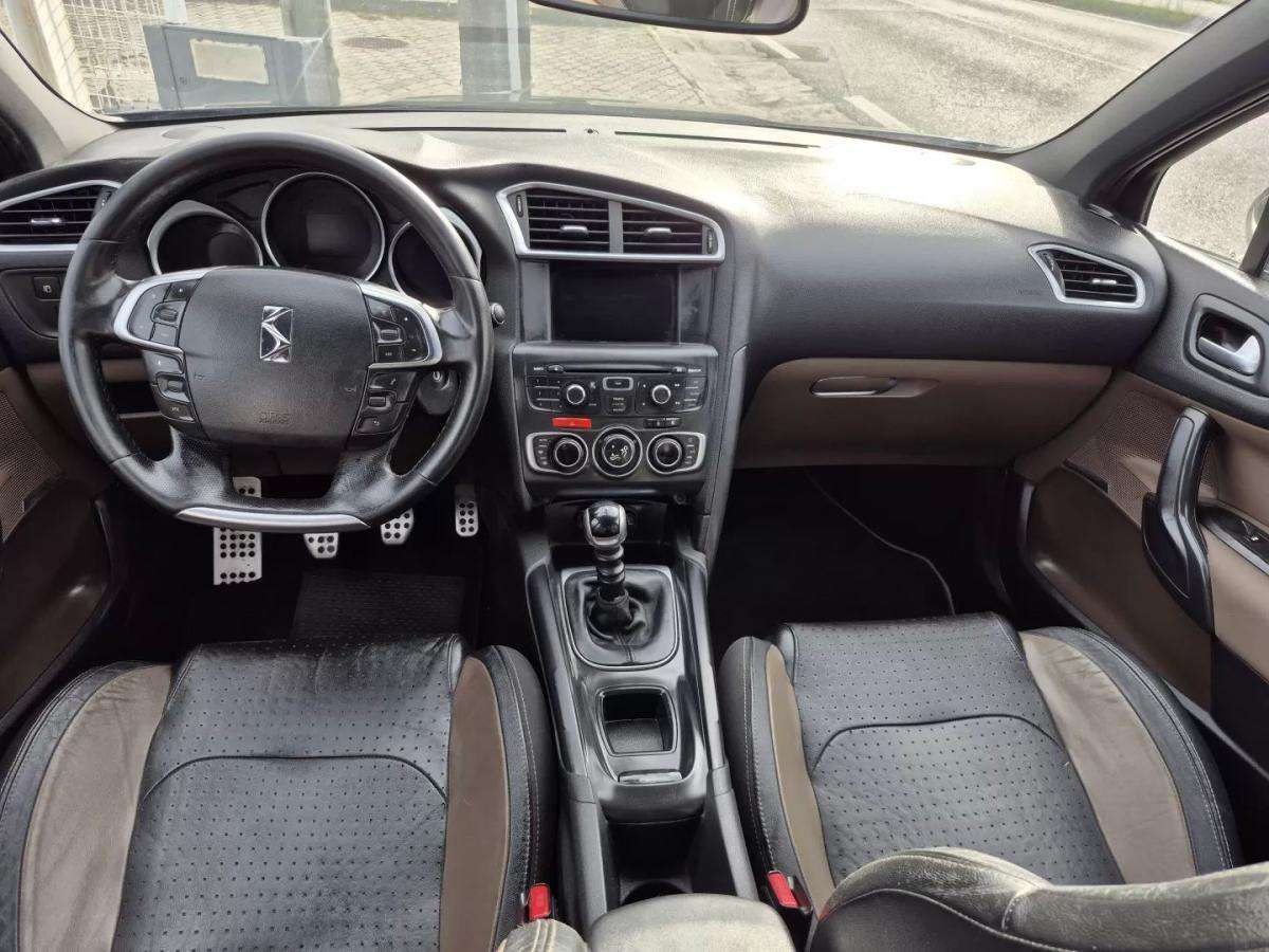 citroen-ds4-2015-diesel-1560cc
