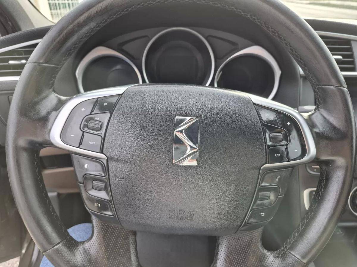 citroen-ds4-2015-diesel-1560cc