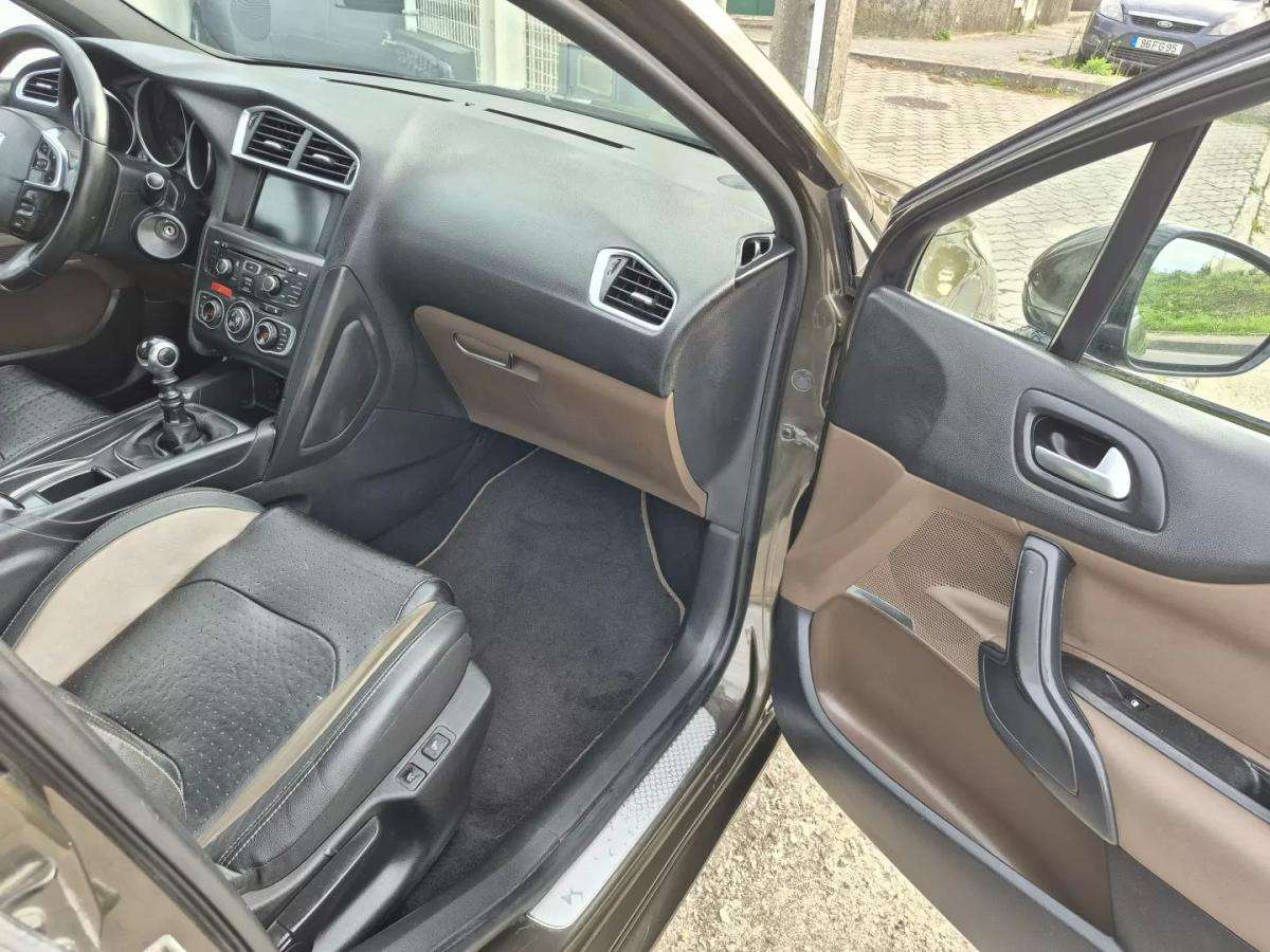 citroen-ds4-2015-diesel-1560cc