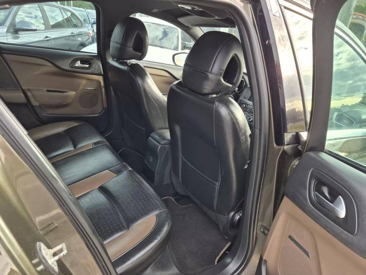 citroen-ds4-2015-diesel-1560cc