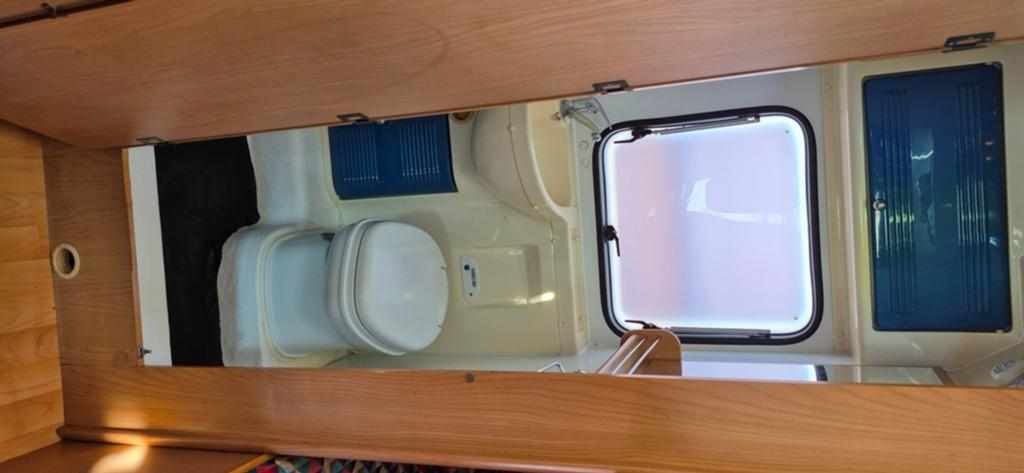 ford-transit-2007-diesel-2200cc