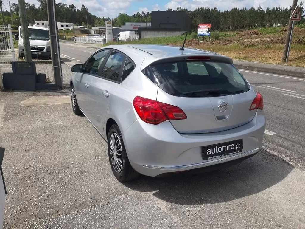 opel-astra-2013-diesel-1248cc