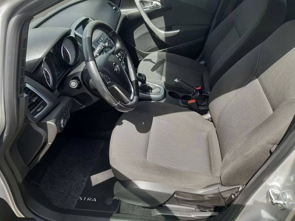 opel-astra-2013-diesel-1248cc