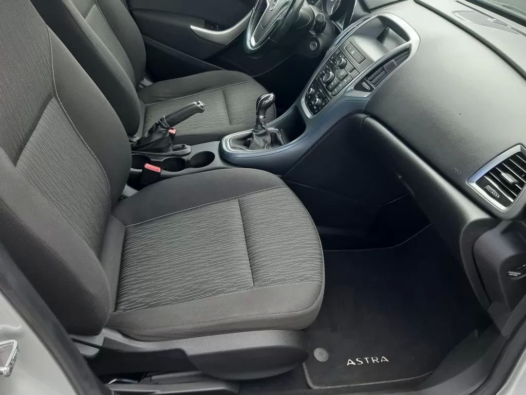 opel-astra-2013-diesel-1248cc