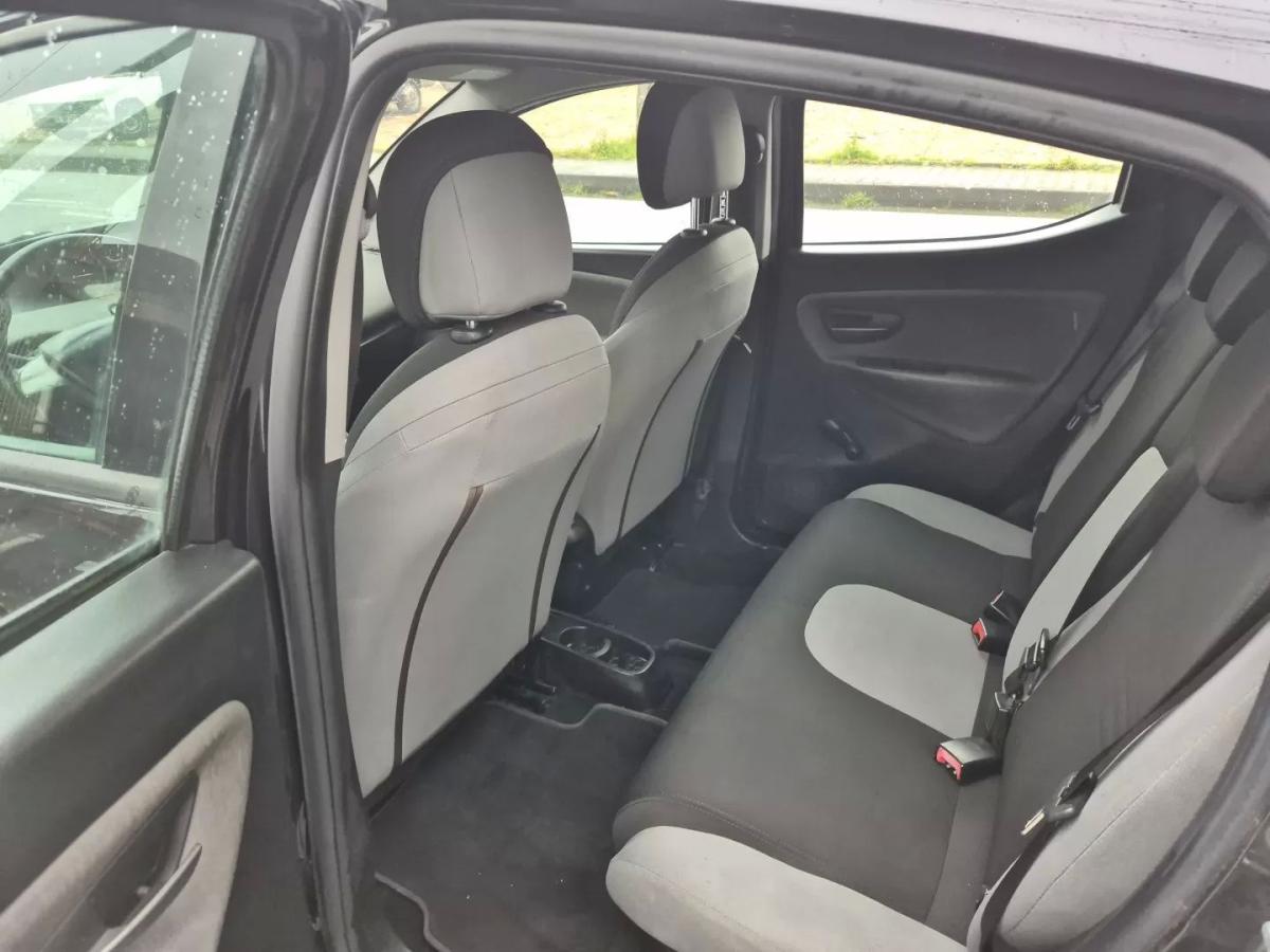 lancia-ypsilon-2013-gasolina-1242cc