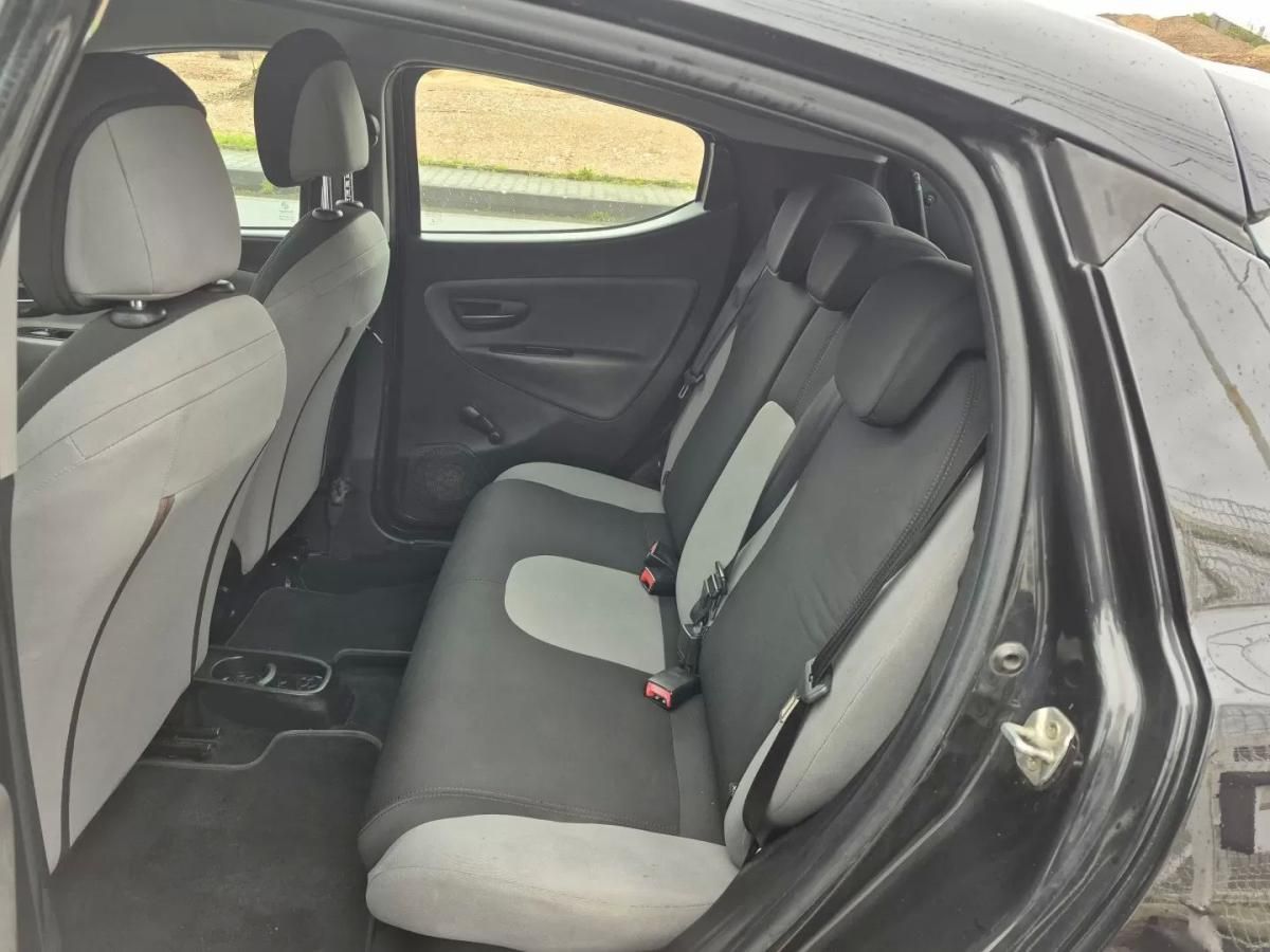 lancia-ypsilon-2013-gasolina-1242cc