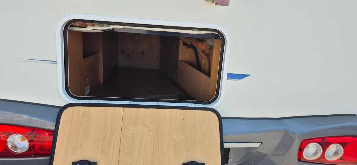 ford-transit-2007-diesel-2200cc