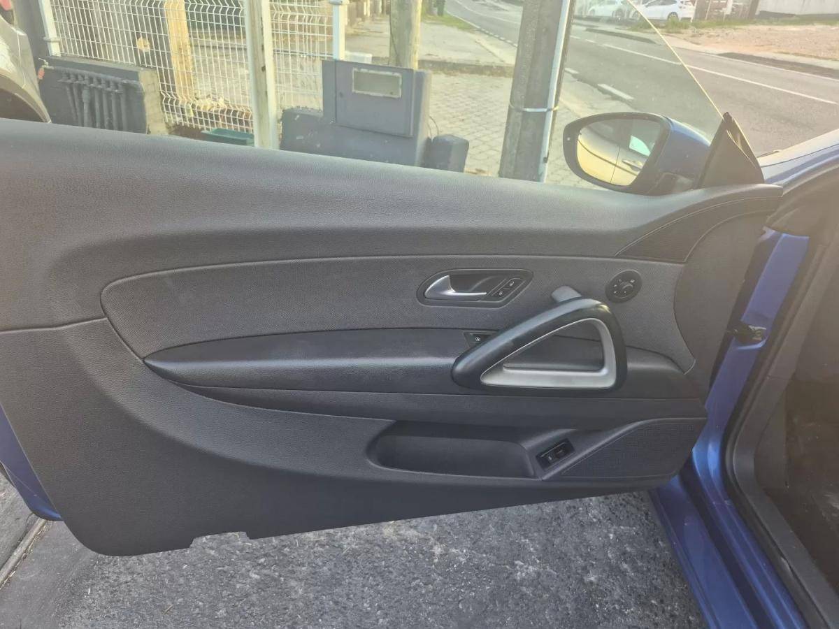 volkswagen-scirocco-2010-gasolina-1390cc