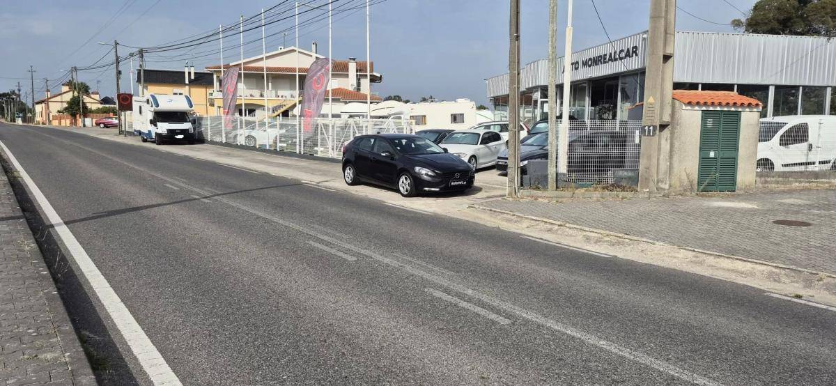 volvo-v40-2015-diesel-1560cc