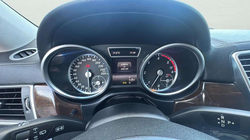 mercedes-benz-350-2014-diesel-2998cc