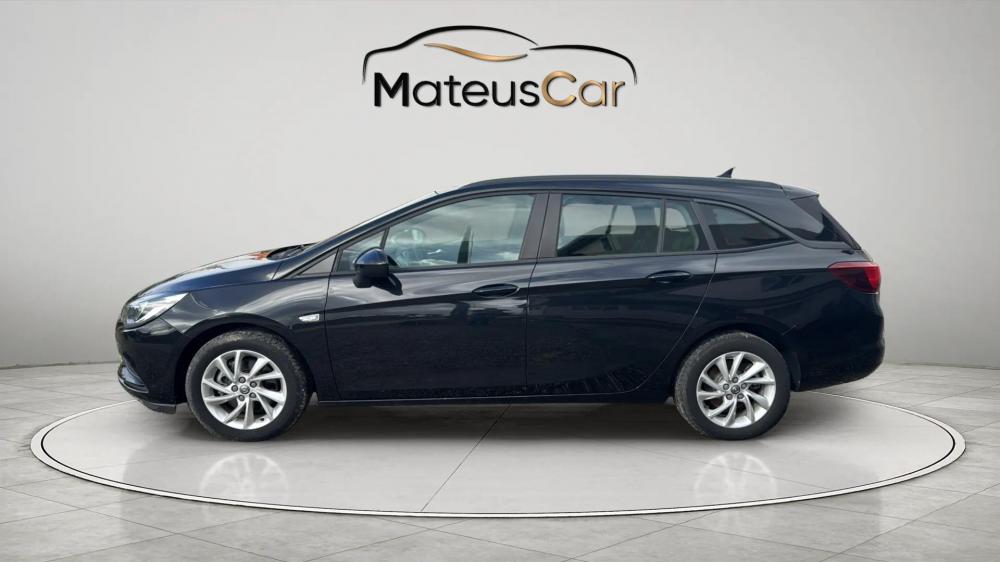 opel-astra-sport-tourer-2018-diesel-1598cc