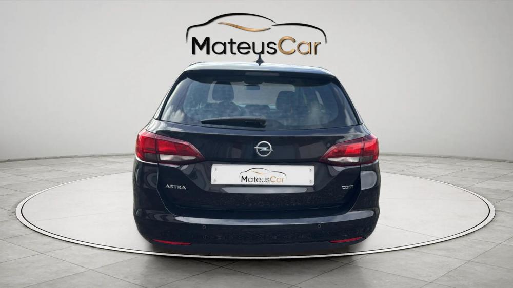 opel-astra-sport-tourer-2018-diesel-1598cc