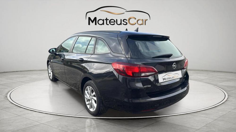 opel-astra-sport-tourer-2018-diesel-1598cc