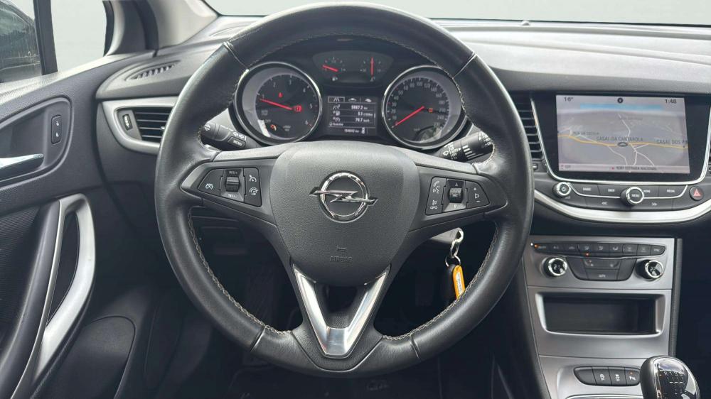 opel-astra-sport-tourer-2018-diesel-1598cc