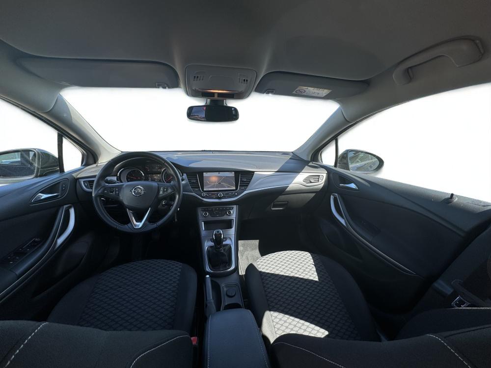 opel-astra-sport-tourer-2018-diesel-1598cc
