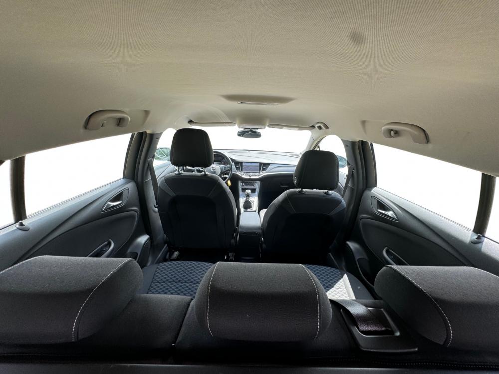 opel-astra-sport-tourer-2018-diesel-1598cc