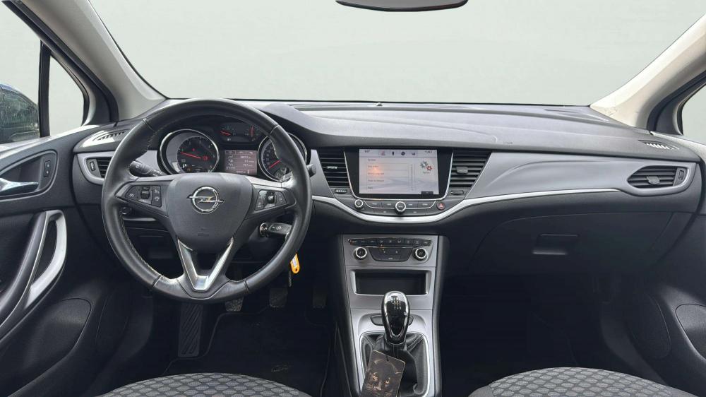 opel-astra-sport-tourer-2018-diesel-1598cc