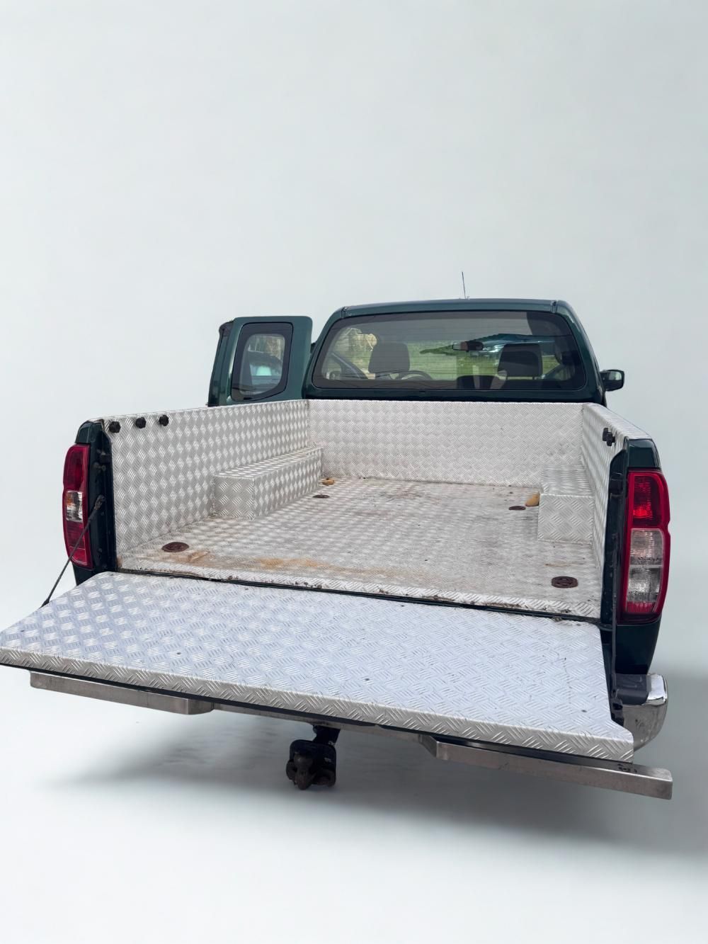 nissan-navara-2010-diesel-2488cc
