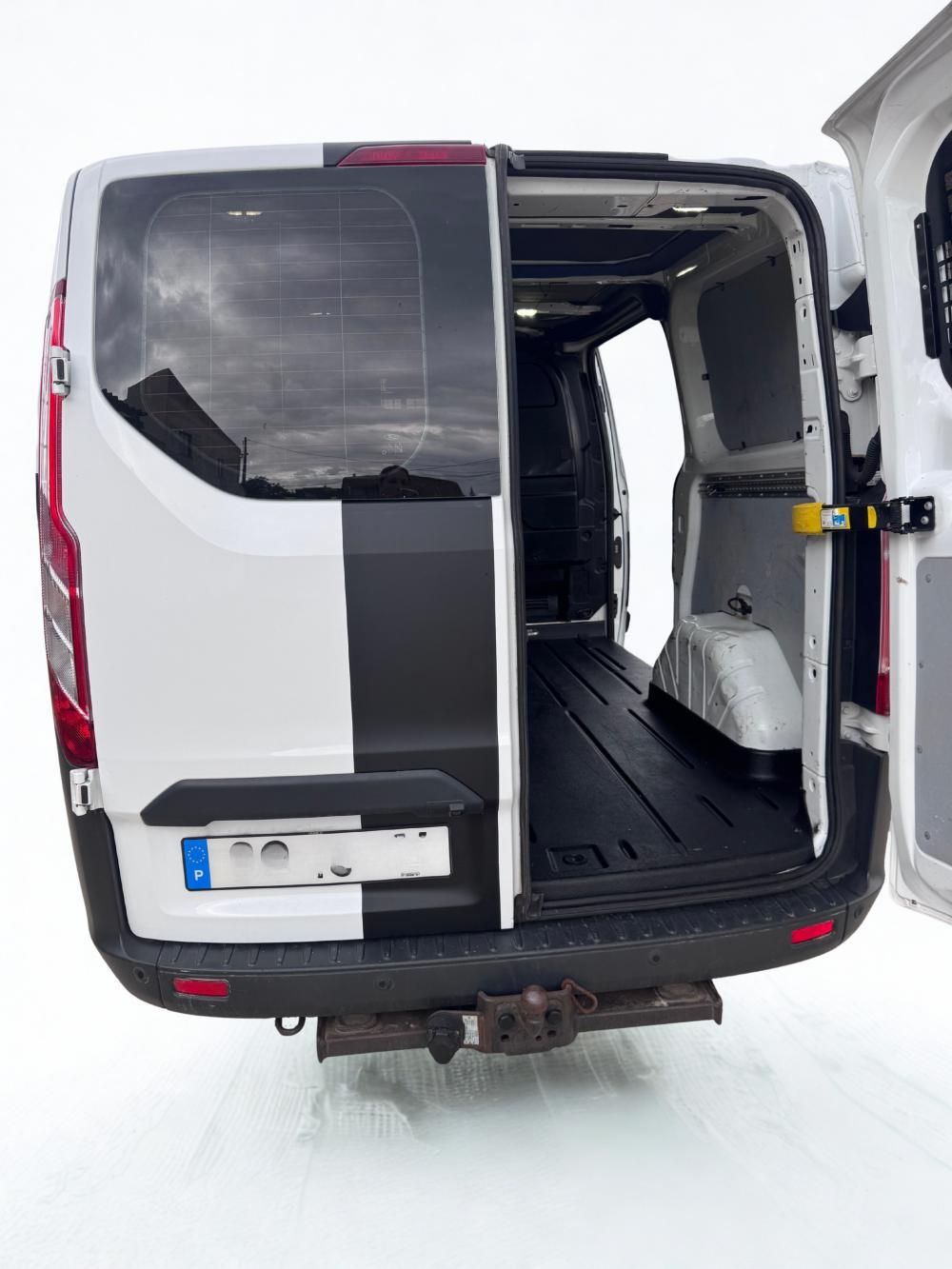 ford-transit-2012-diesel-2200cc