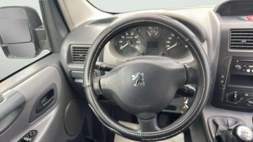 peugeot-expert-2009-diesel-1997cc