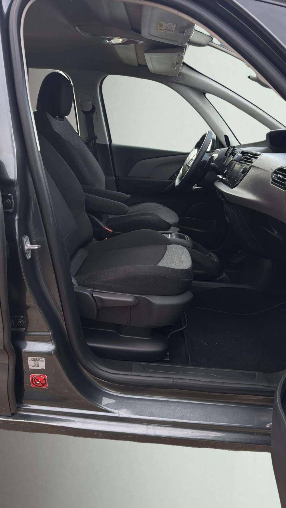 citroen-c4-picasso-2016-diesel-1560cc
