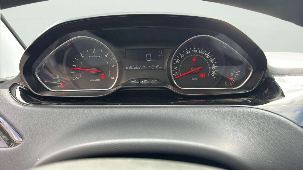 peugeot-208-2013-diesel-1398cc