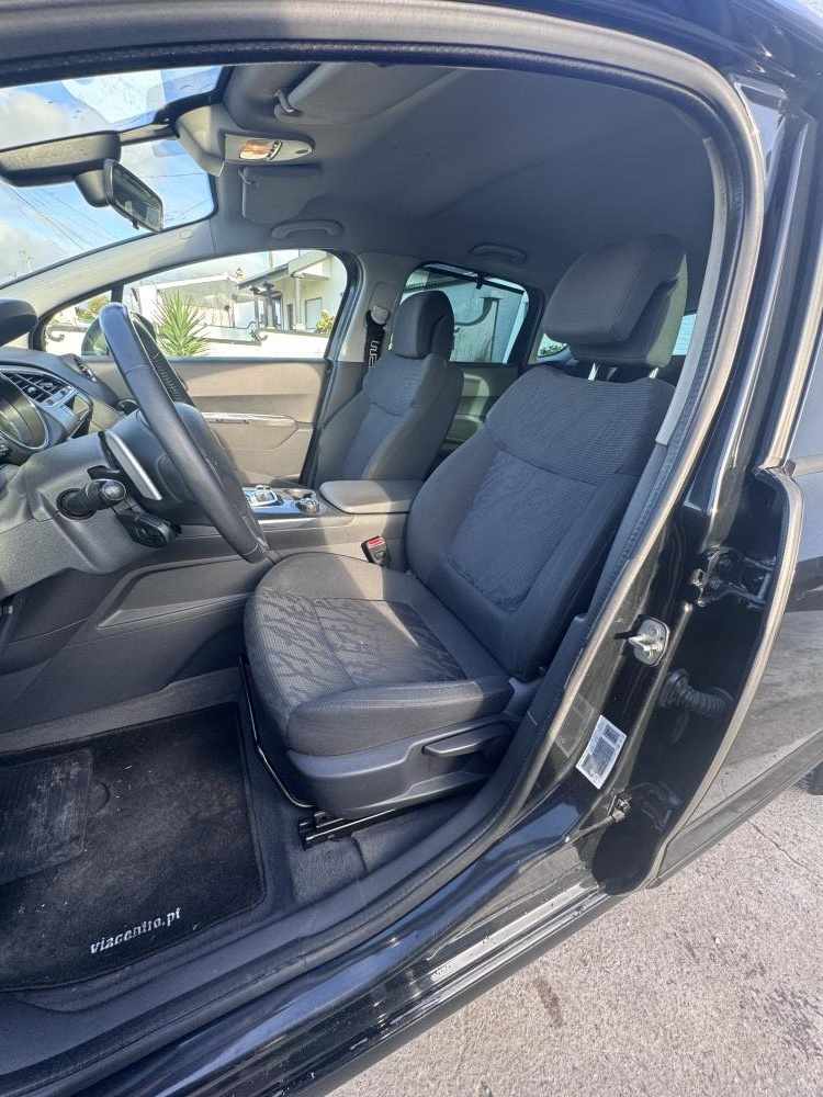 peugeot-3008-2012-diesel-1560cc