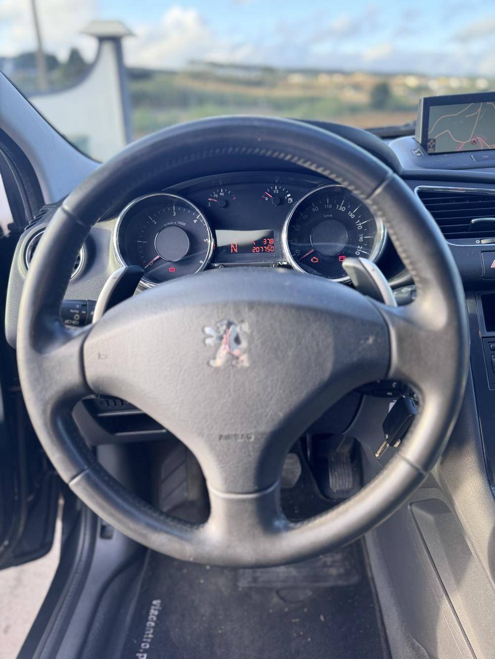 peugeot-3008-2012-diesel-1560cc