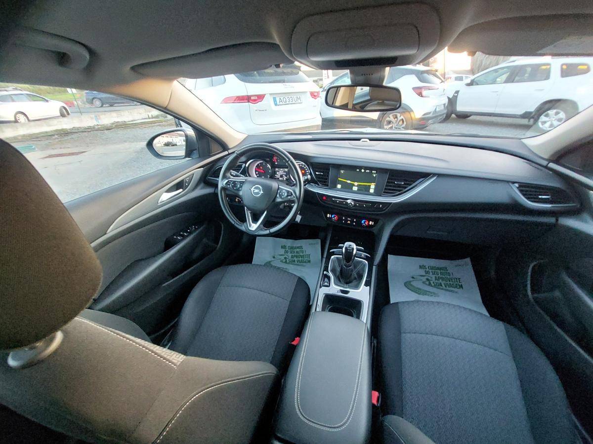opel-insignia-sports-tourer-2020-diesel-1598cc
