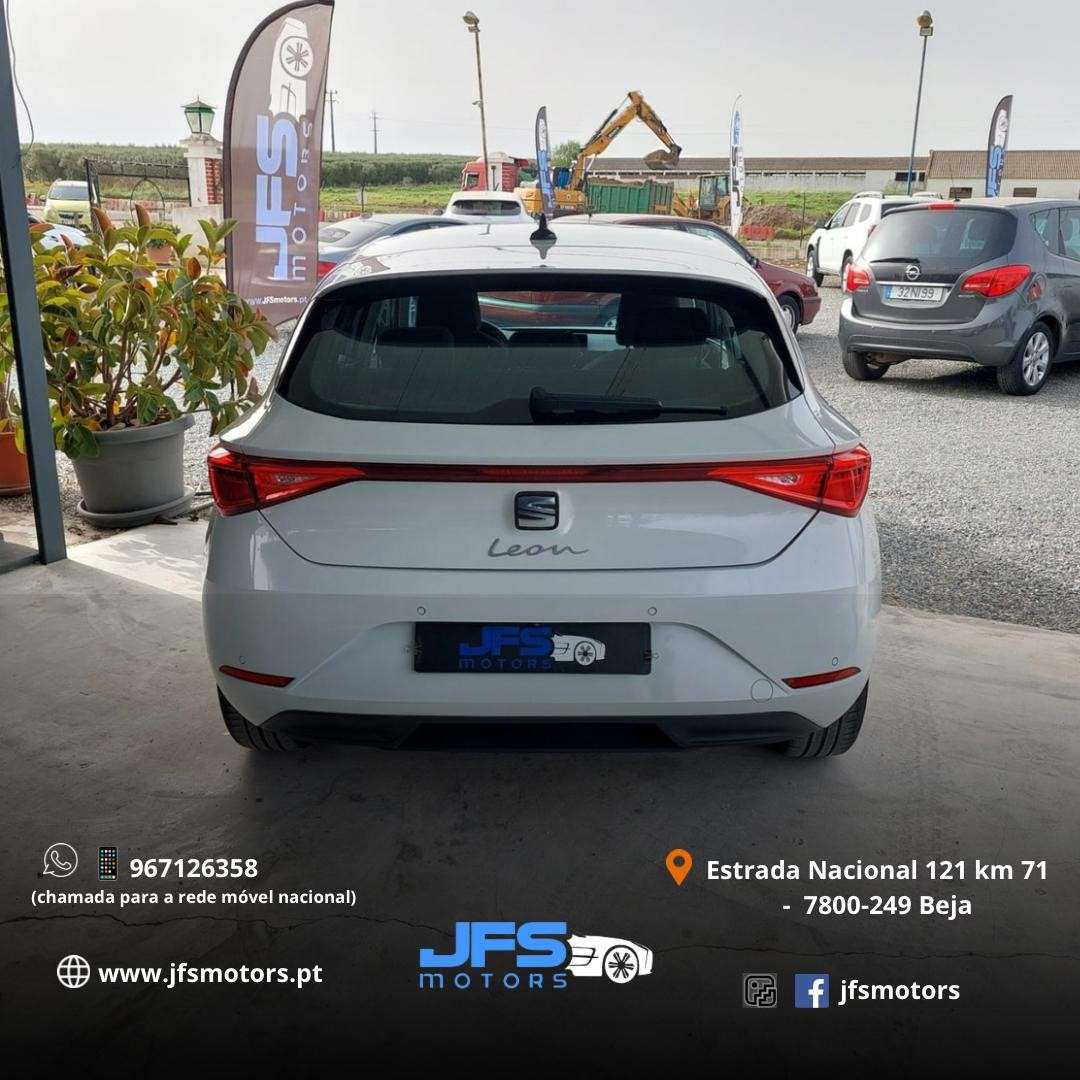seat-leon-2023-gasolina-999cc