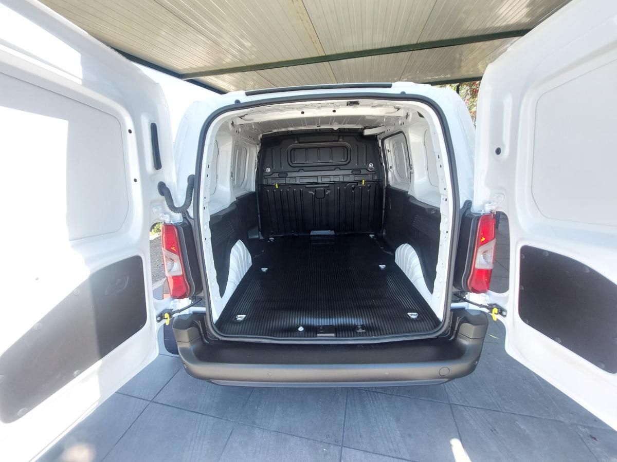 citroen-berlingo-2023-diesel-1499cc