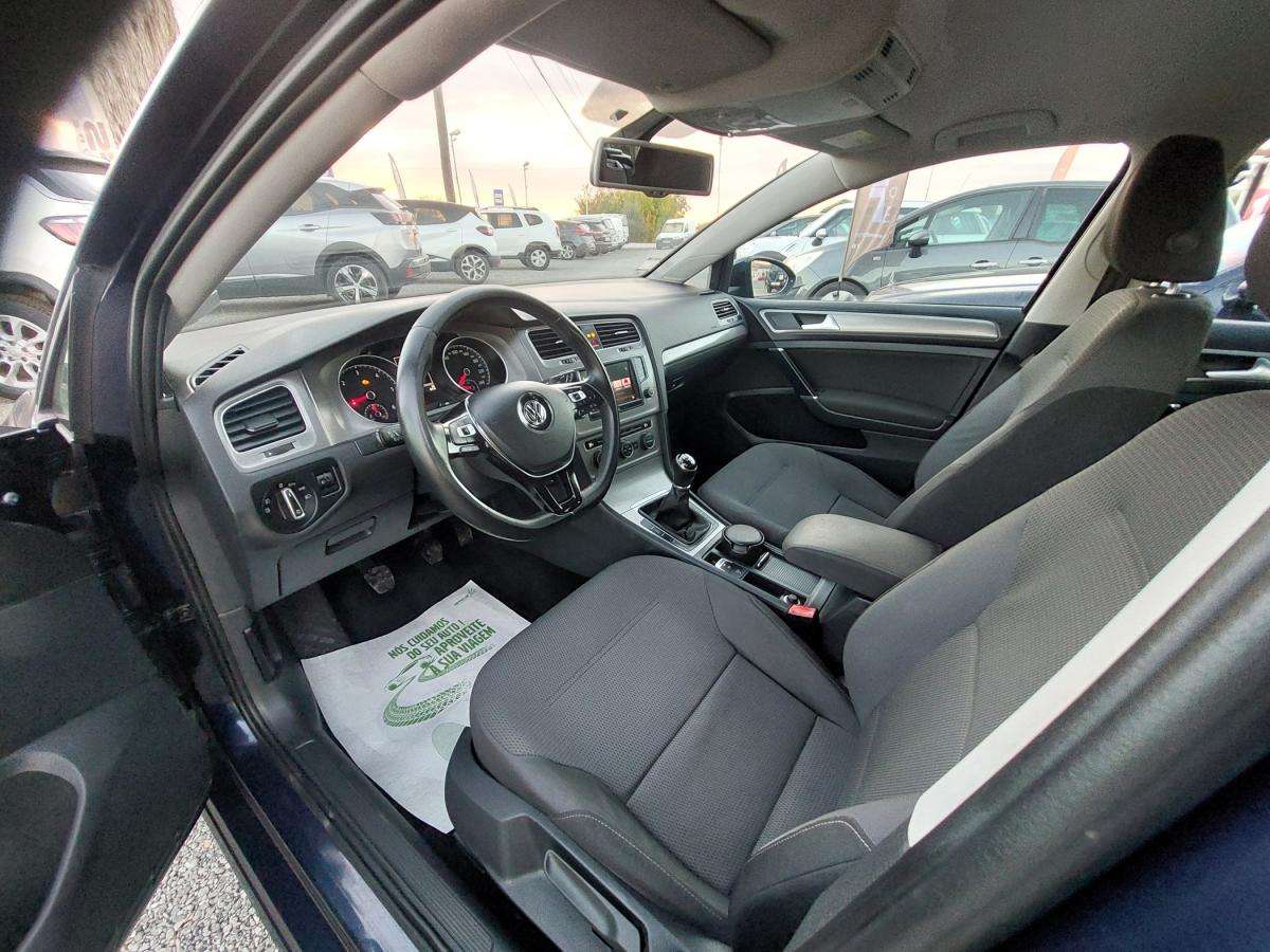 volkswagen-golf-variant-2016-diesel-1598cc
