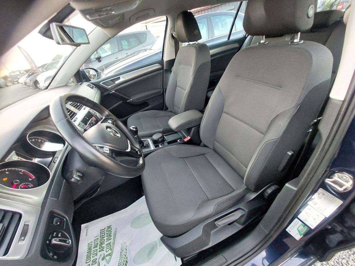 volkswagen-golf-variant-2016-diesel-1598cc
