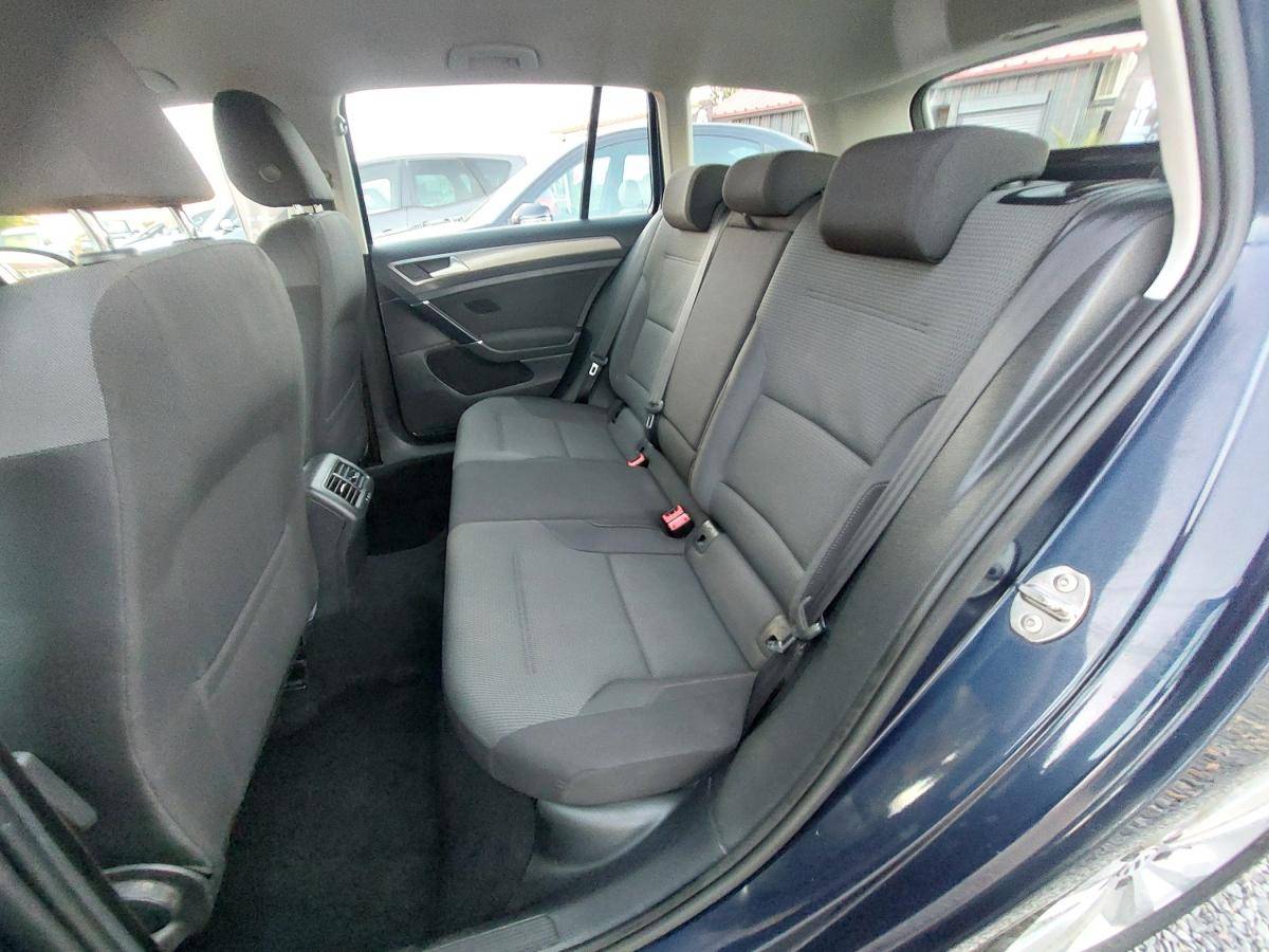 volkswagen-golf-variant-2016-diesel-1598cc