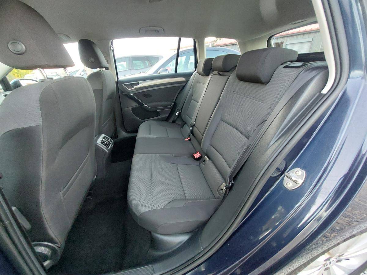 volkswagen-golf-variant-2016-diesel-1598cc