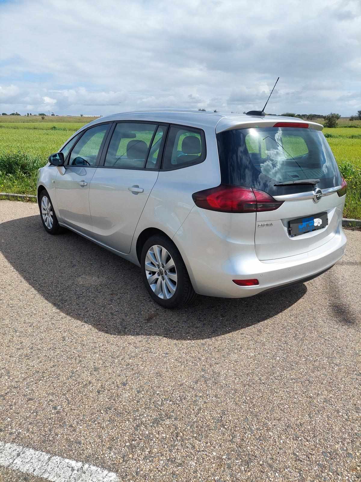 opel-zafira-2017-diesel-1598cc
