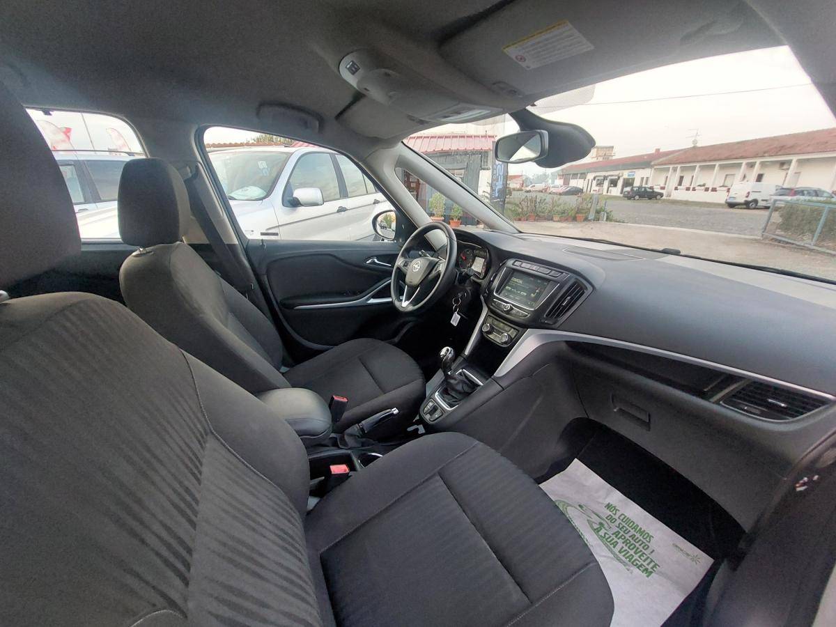 opel-zafira-2017-diesel-1598cc