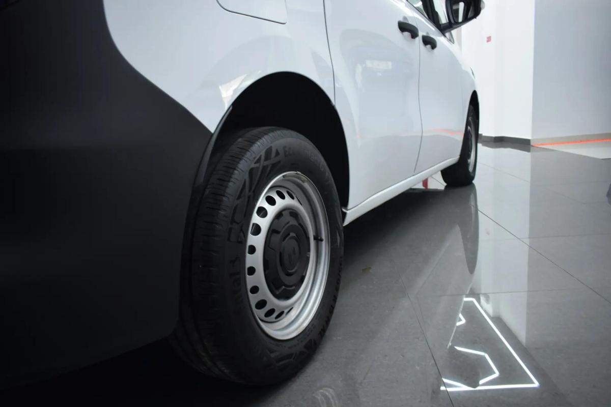 renault-kangoo-2025-diesel-1461cc