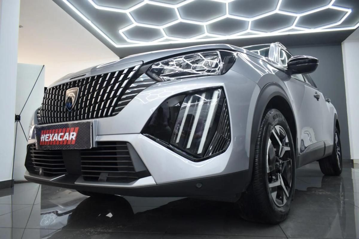 peugeot-2008-2024-gasolina-1199cc